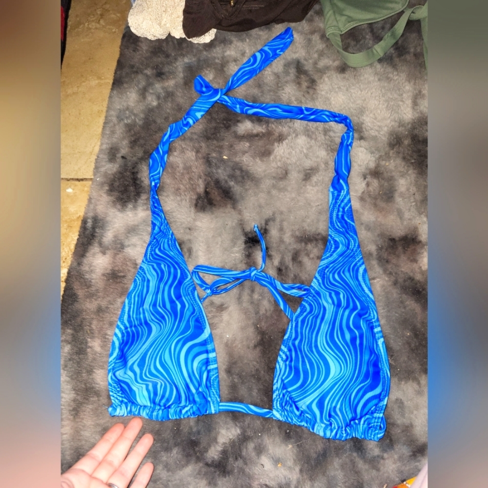 Bikini halter top